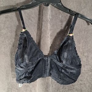 Forever 21 Black Polka Dot Sheer Lace Front Closure Wireless Bralette VG L